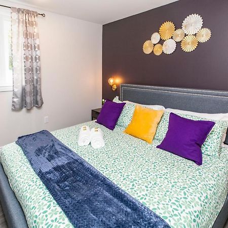 Luxury 1Br With King Bed - Steps From Byward Market! Apartment Ottawa Exterior photo